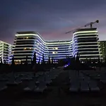 Apartment White Titanic Premium Mamaia Nord Navodari