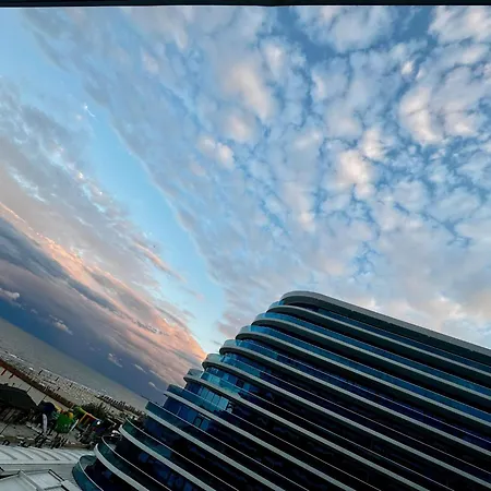 White Titanic Premium Mamaia Nord Διαμέρισμα Năvodari